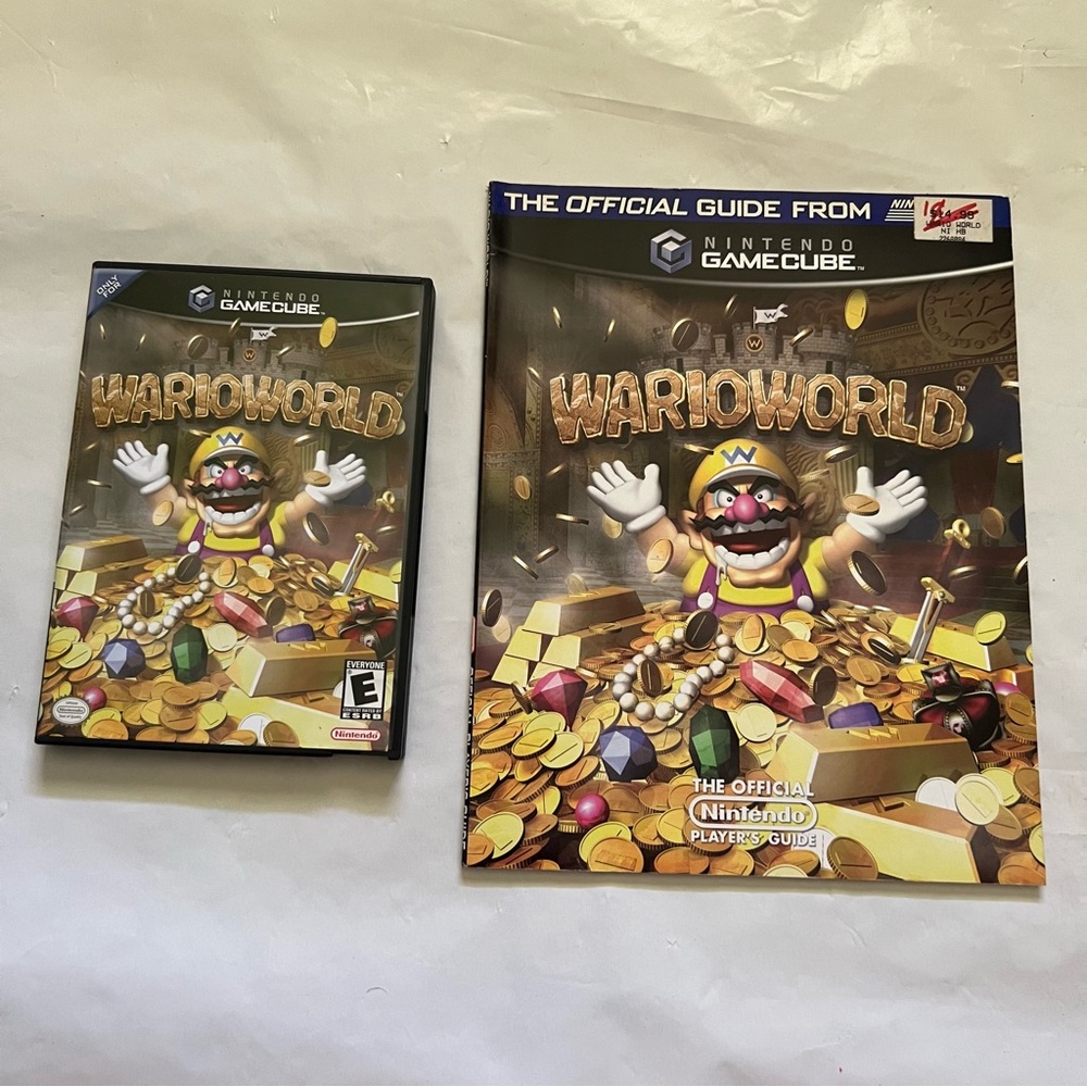 Wario World for Nintendo Gamecube and Nintendo Power Game Guide bundle